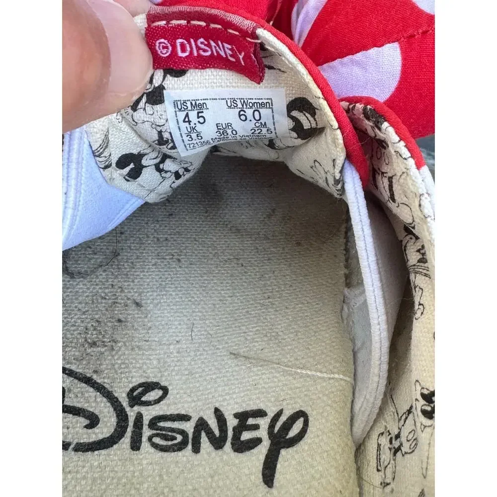 VANS X Disney Minnie Mouse Old Skool Shoe/Sneaker,  4.5 mens, 6 womens
